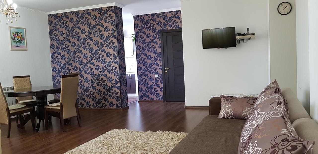 Apartment Lazurniy Astana Dış mekan fotoğraf